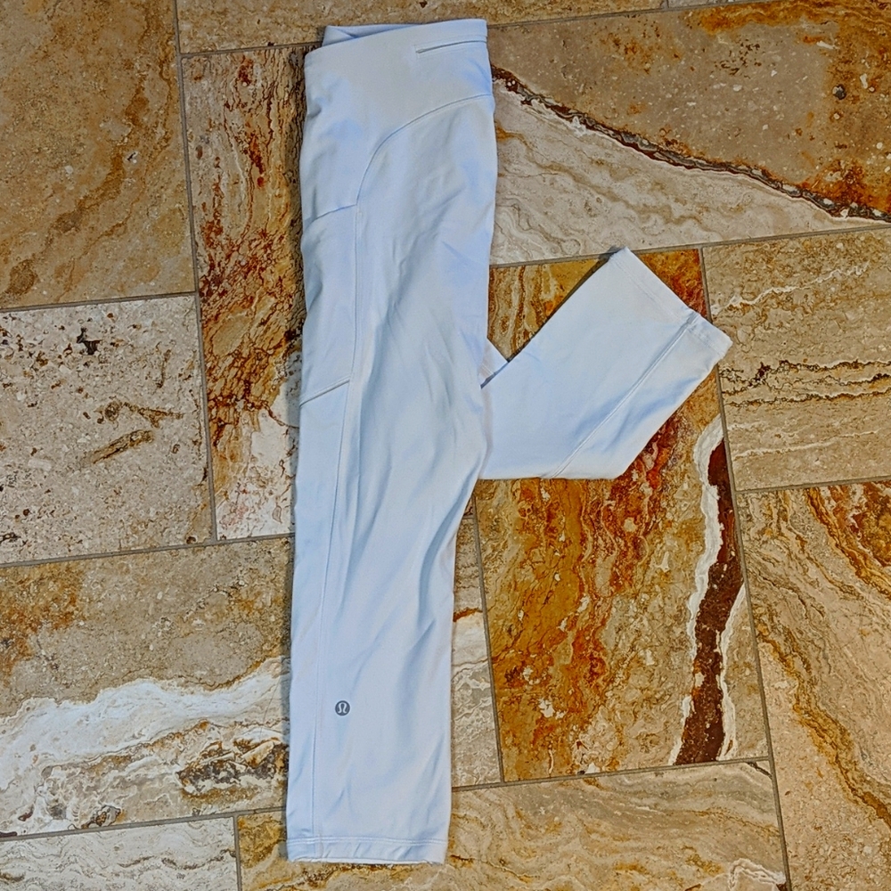 Lululemon white speed up crop